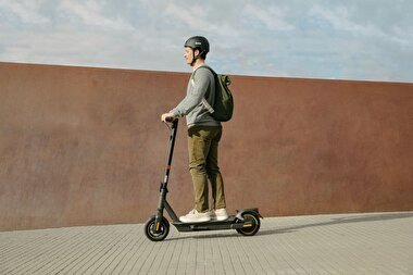 SEGWAY Ninebot Seri Max G2 Scooter 8720254406572